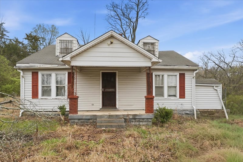 1219 S Dickerson Rd, Goodlettsville, TN 37072