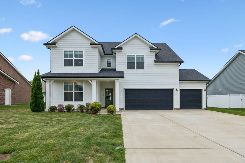 2728 Parkwood Dr, Murfreesboro, TN 37128