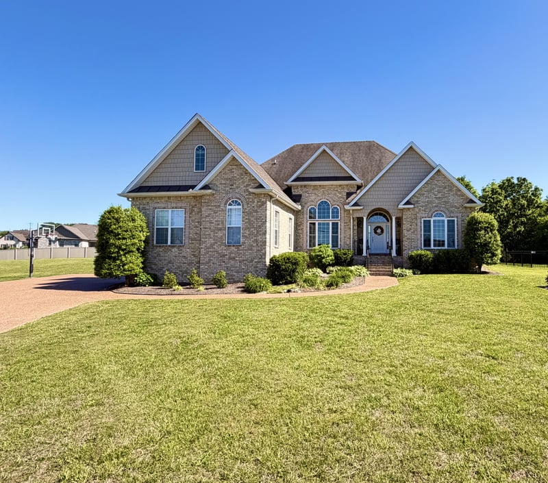 4106 Sheffield Ln, Greenbrier, TN 37073
