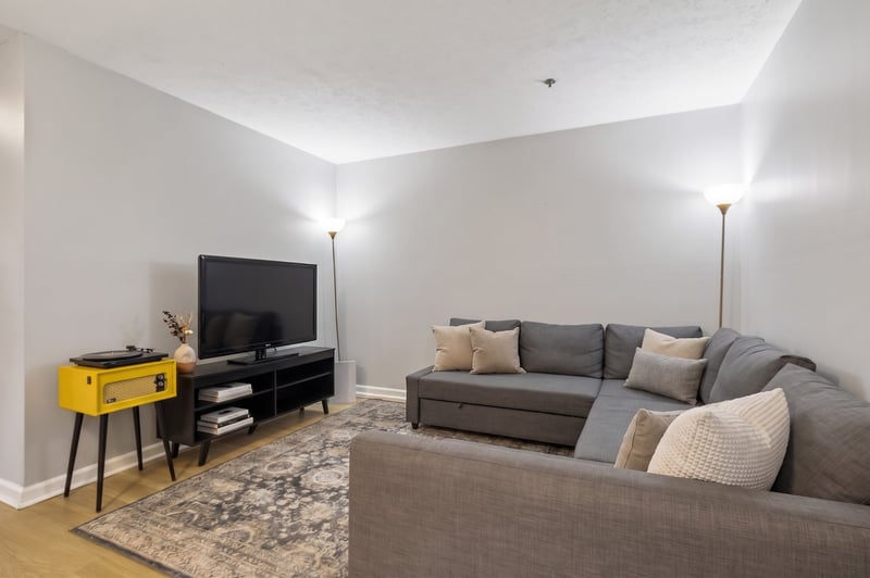 1808 State St #101, Nashville, TN 37203