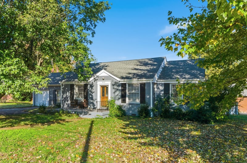 5600 Vine Ridge Dr, Nashville, TN 37205