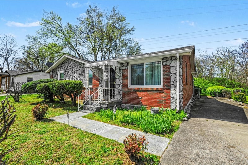 776 Rowan Dr, Nashville, TN 37207