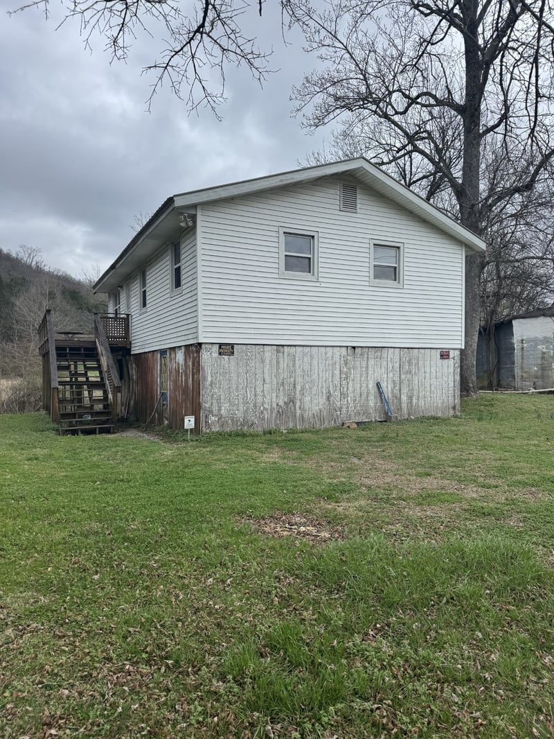 192 Hillsdale Cir, Dixon Springs, TN 37057