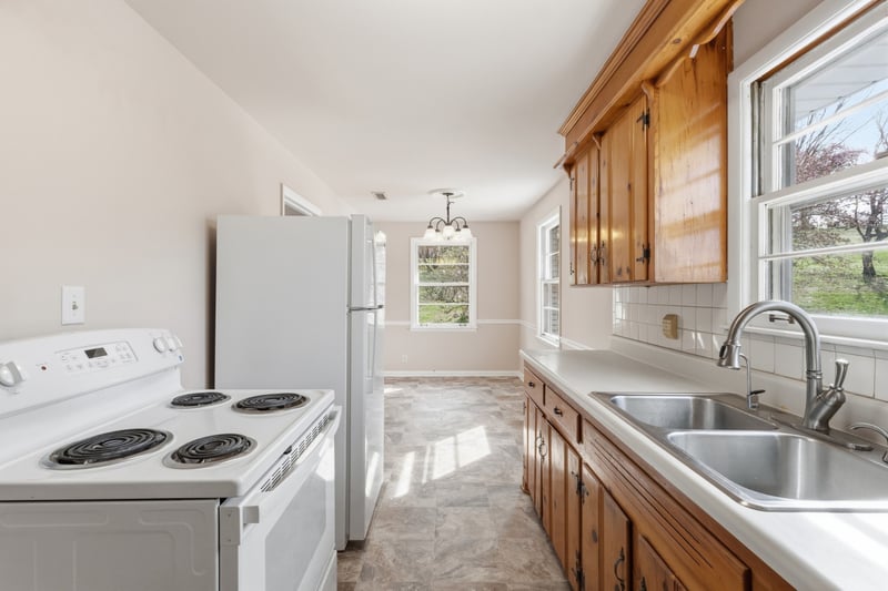 3921 Banbury Dr, Nashville, TN 37207