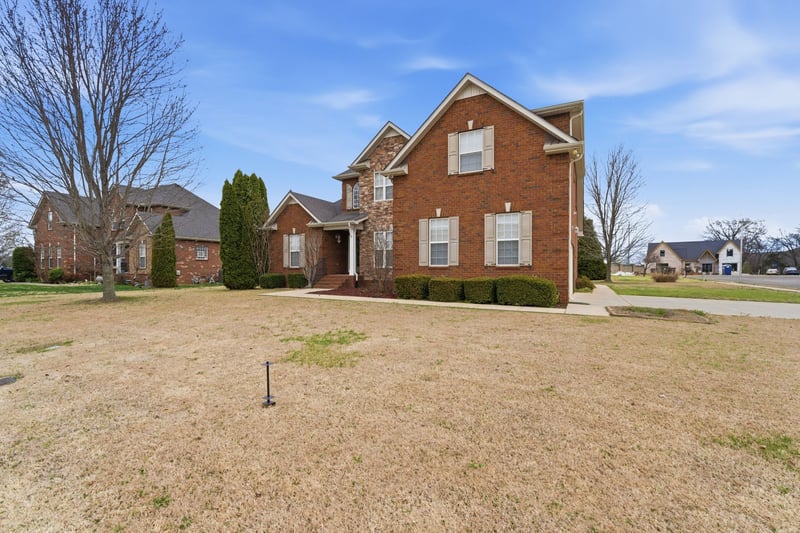 2733 Presley Dr, Murfreesboro, TN 37128