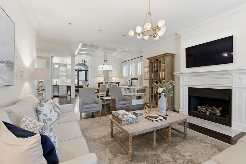 1737 Hillmont Dr, Nashville, TN 37215