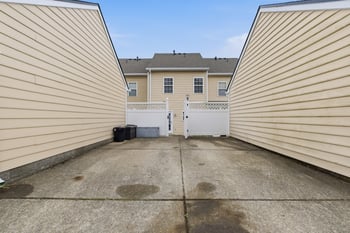 7025 Sunnywood Dr, Nashville, TN 37211