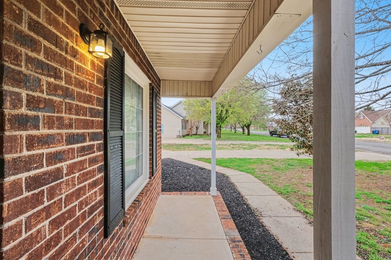 2422 English Hill Dr, Murfreesboro, TN 37129