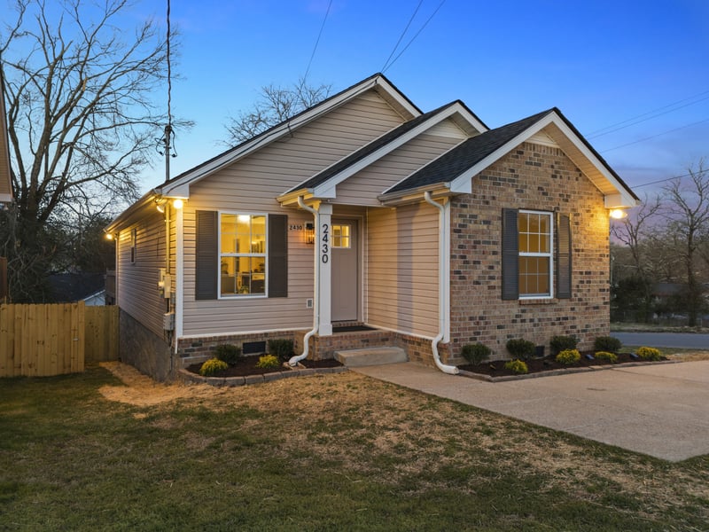 2430 Grover St, Nashville, TN 37207