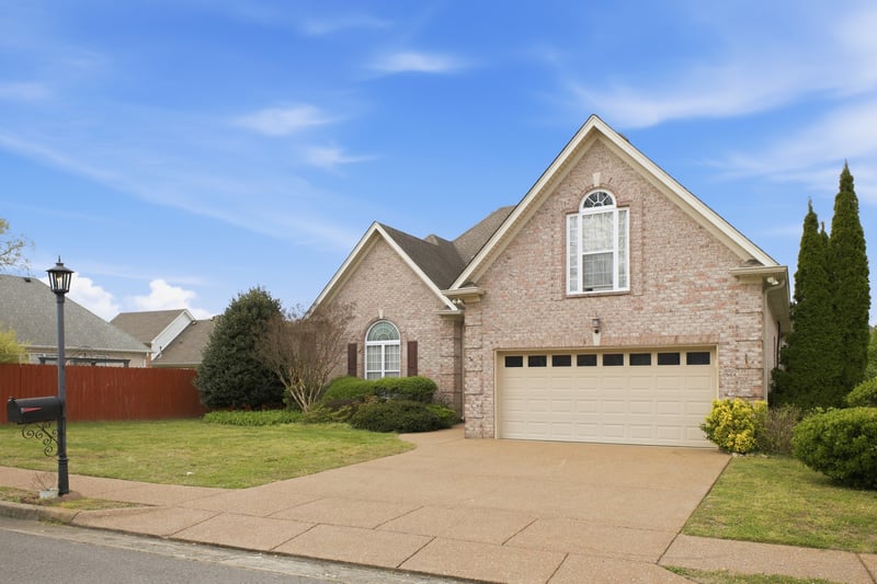 6505 Lampe Ct, Hermitage, TN 37076