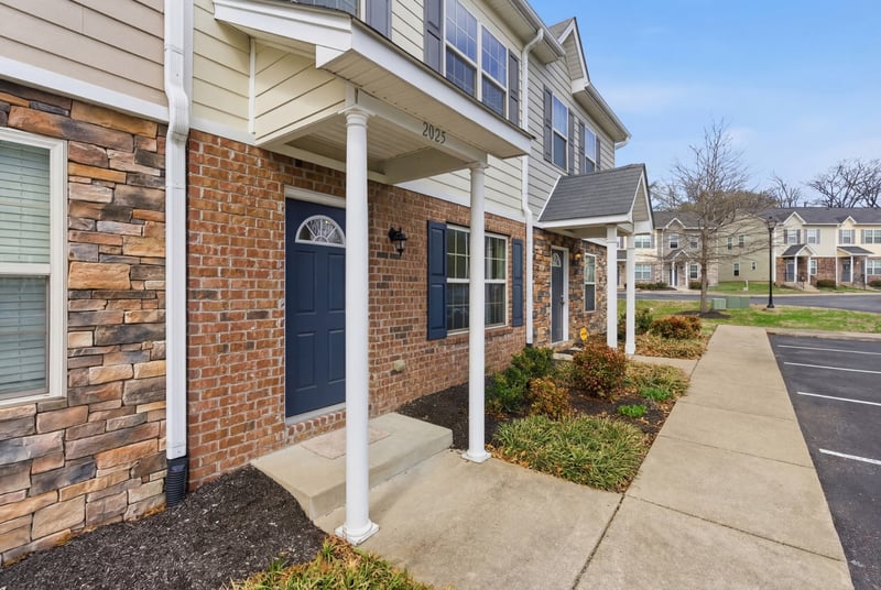 2025 Pinecrest Dr, Nashville, TN 37211