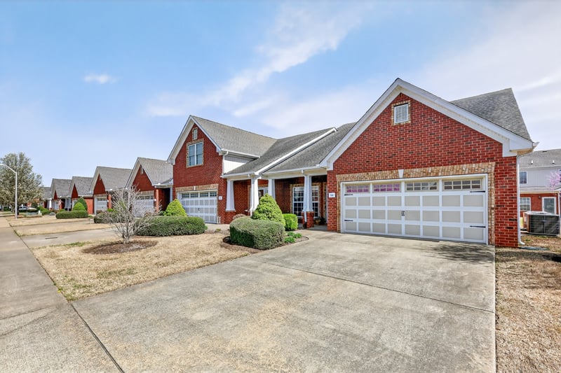 306 Whiteamore Rn, Murfreesboro, TN 37128