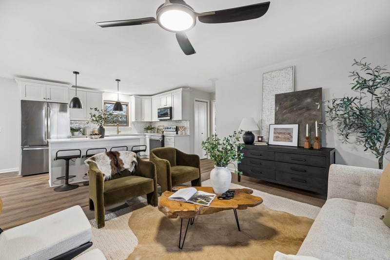 171 New Shackle Island Rd, Hendersonville, TN 37075