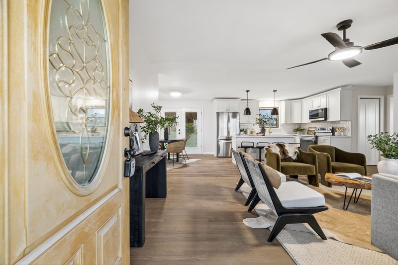 171 New Shackle Island Rd, Hendersonville, TN 37075