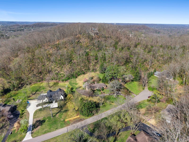 2009 Otter Valley Ln, Nashville, TN 37215