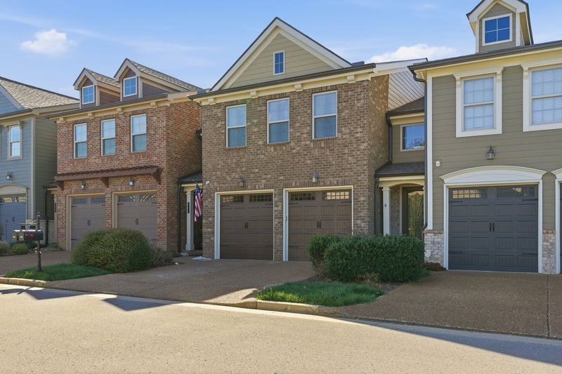 922 Silkwood Cir, Nashville, TN 37221