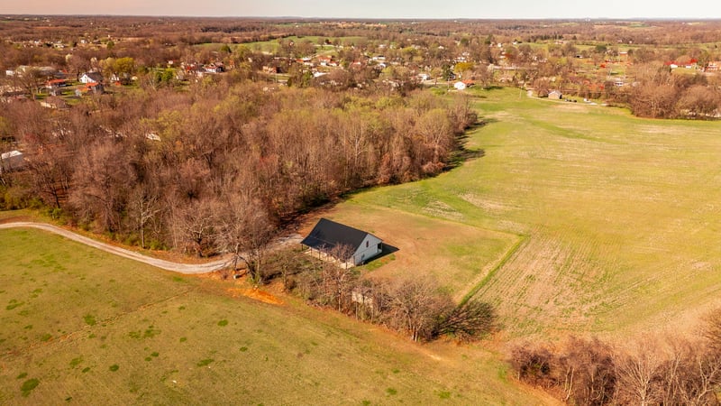 223 Cedar Hill Rd, Adams, TN 37010
