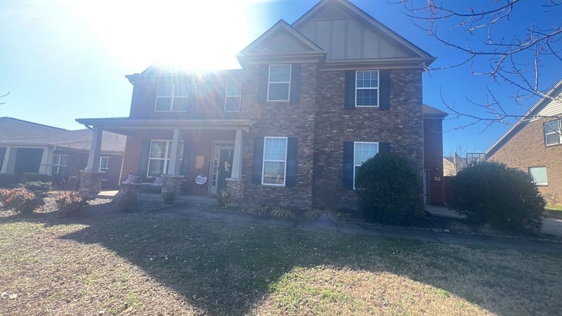1006 Abberley Cir, Hendersonville, TN 37075