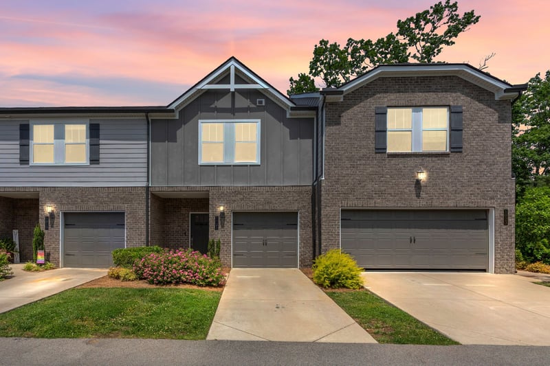 1021 Mckee Ct, Columbia, TN 38401
