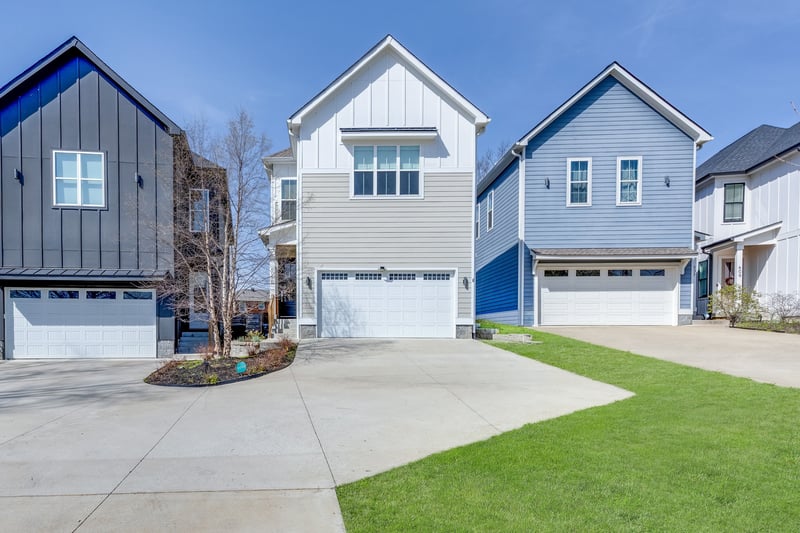 605B Bagleyshop Dr, Nashville, TN 37209