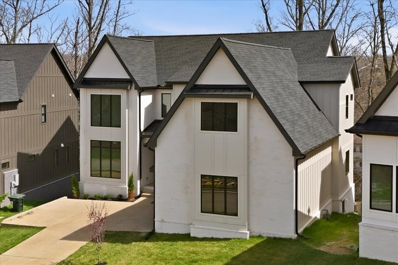 799 Summit Oaks Ct, Nashville, TN 37221