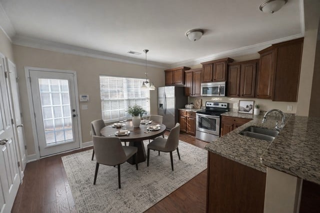 6727 Sunnywood Dr, Nashville, TN 37211