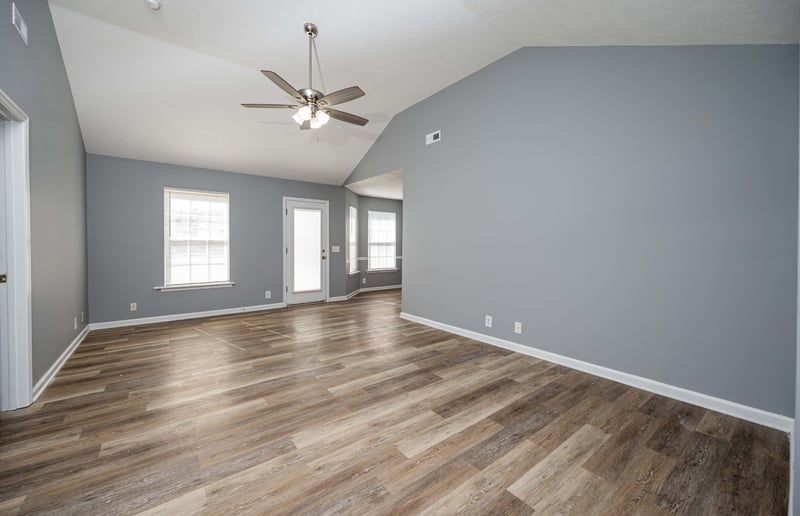 124 Breeze Dr, Murfreesboro, TN 37129