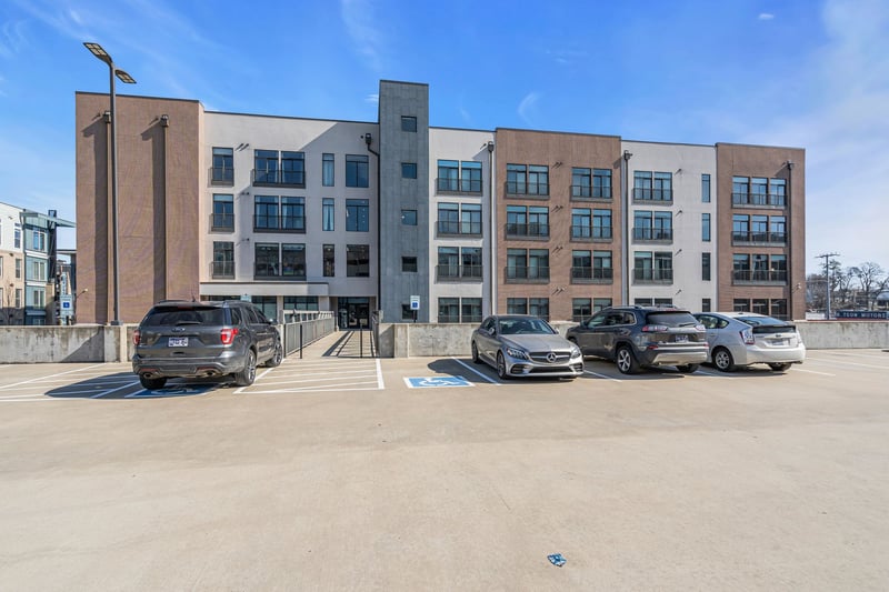 2407 8th Ave #512, Nashville, TN 37204