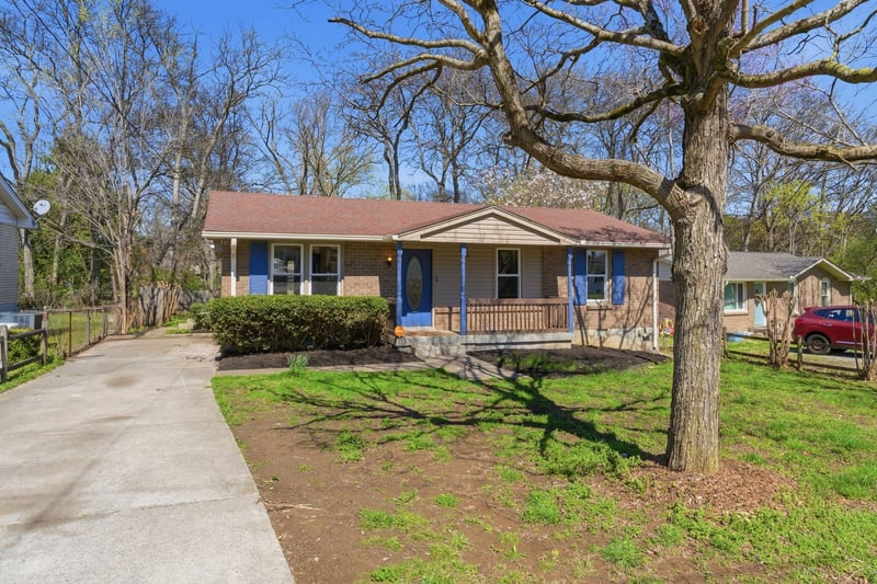 153 Cline Ave, Hendersonville, TN 37075