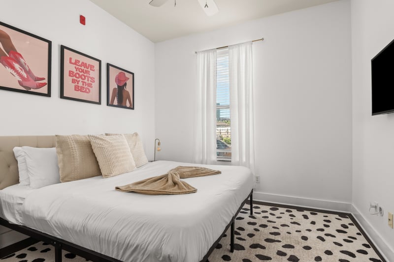 210 30th Ave #409, Nashville, TN 37203