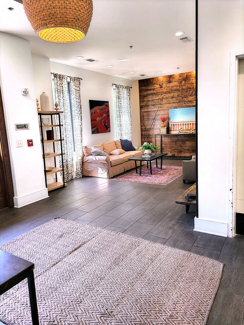 210 30th Ave #409, Nashville, TN 37203