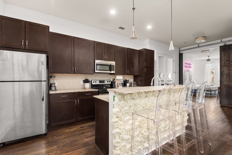 210 30th Ave #409, Nashville, TN 37203