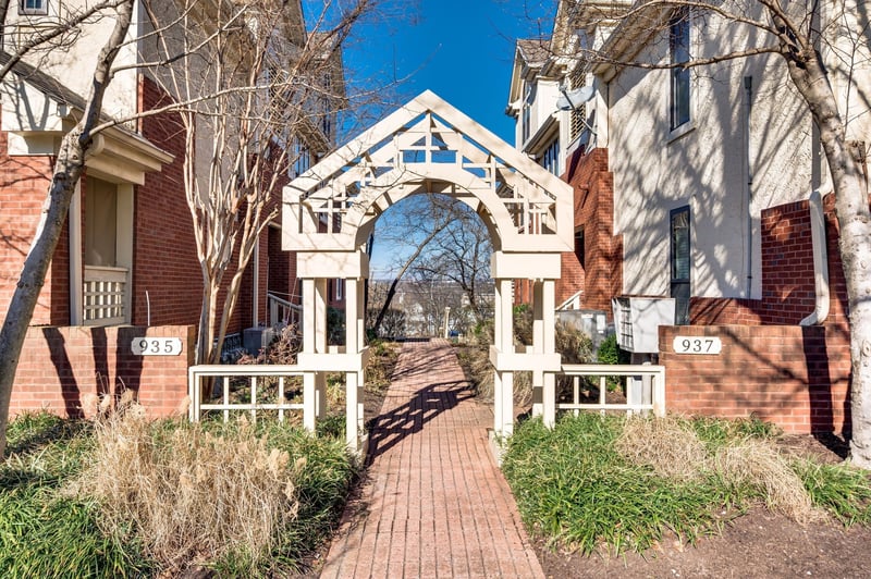 937 Russell St #10, Nashville, TN 37206