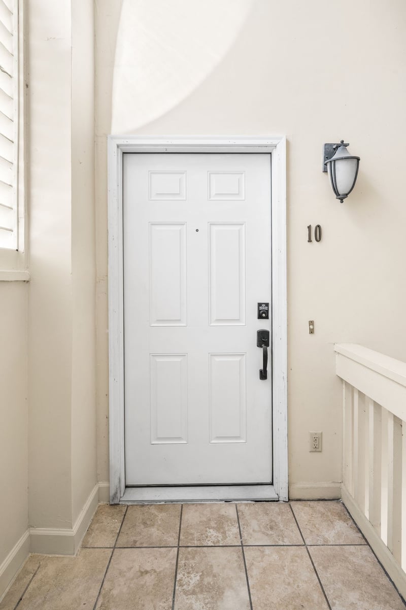 937 Russell St #10, Nashville, TN 37206