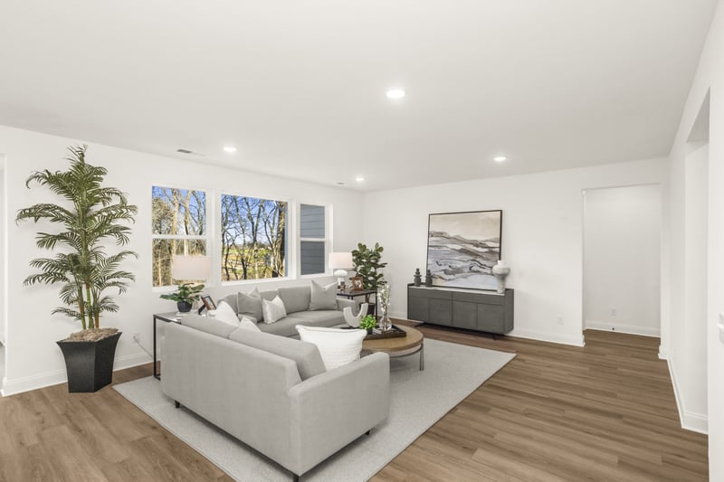 1558 Oak Springs Dr, Columbia, TN 38401