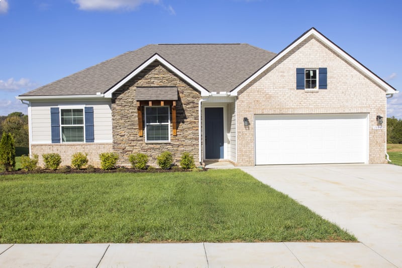 1558 Oak Springs Dr, Columbia, TN 38401