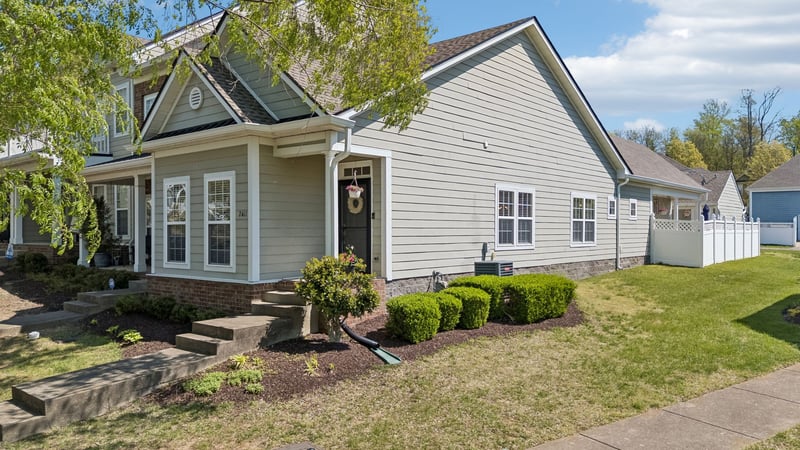 2411 Alteras Dr, Nashville, TN 37211