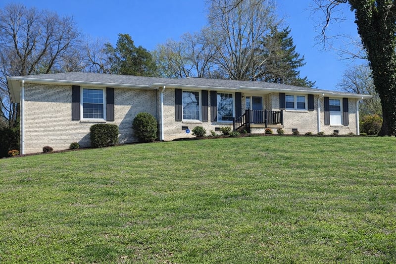 742 Currey Rd, Nashville, TN 37217