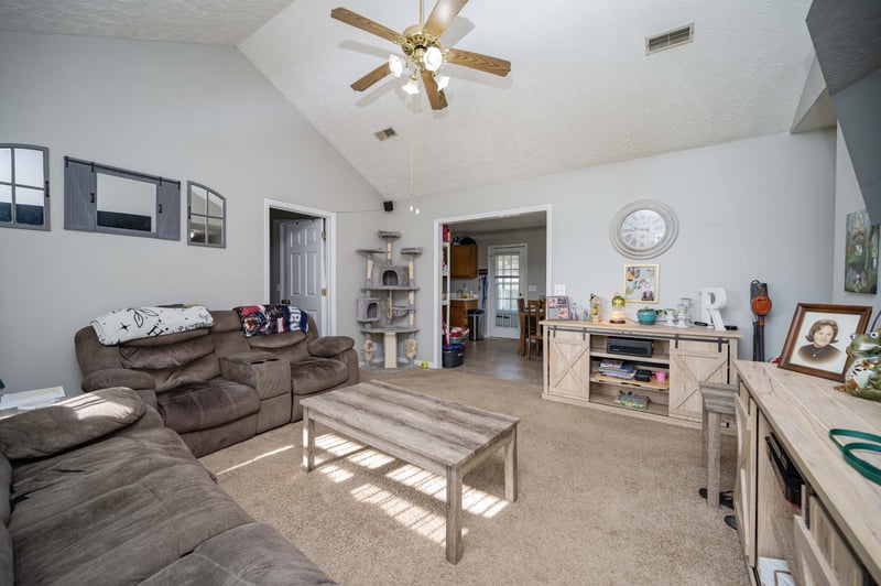 107 Antler Dr, Murfreesboro, TN 37130