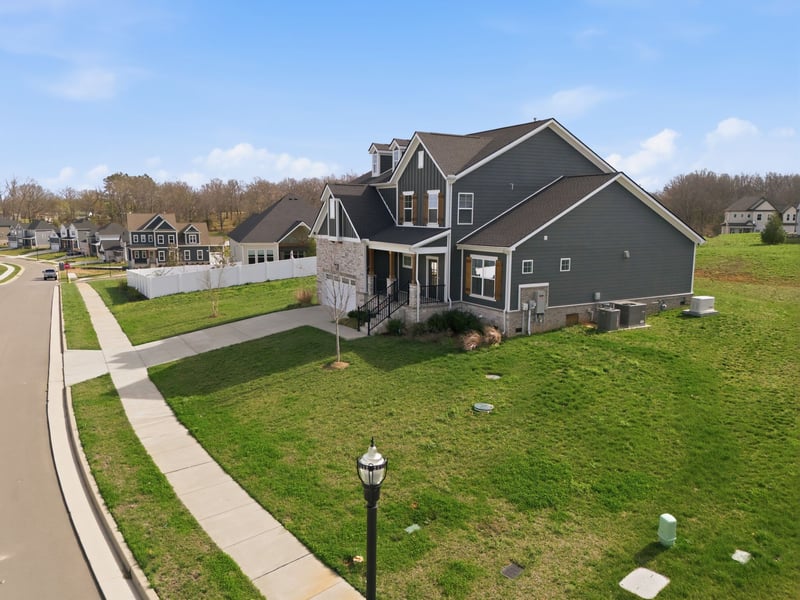 7209 Richvale Dr, Fairview, TN 37062