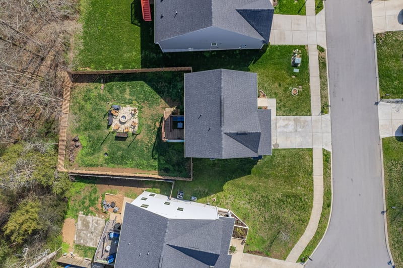 3410 Woodcrest Ct, Columbia, TN 38401