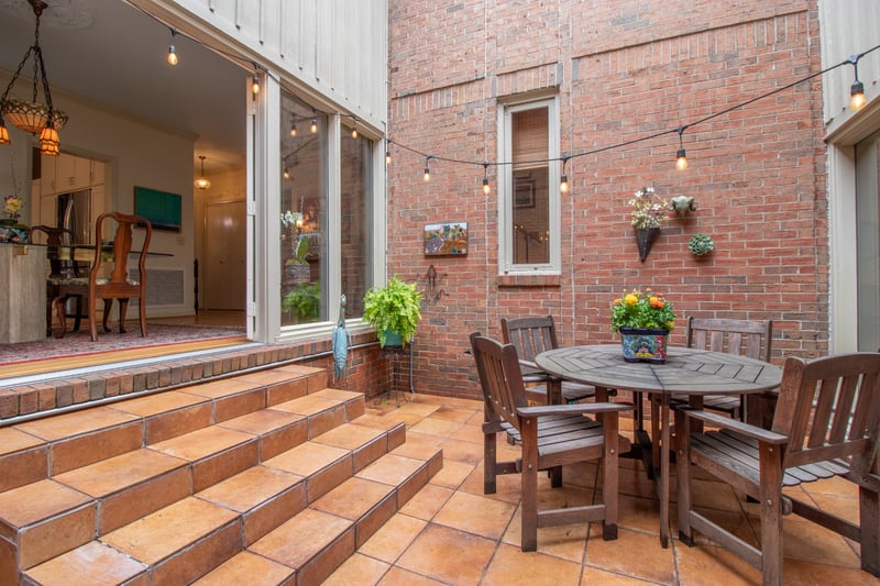 674 Timber Ln, Nashville, TN 37215