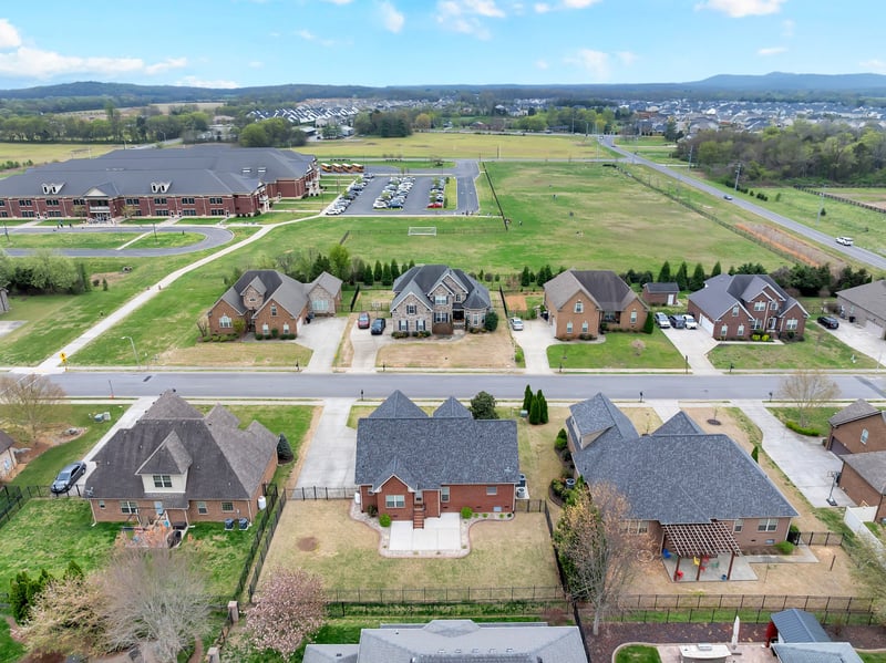 3418 Shady Forest Dr, Murfreesboro, TN 37128