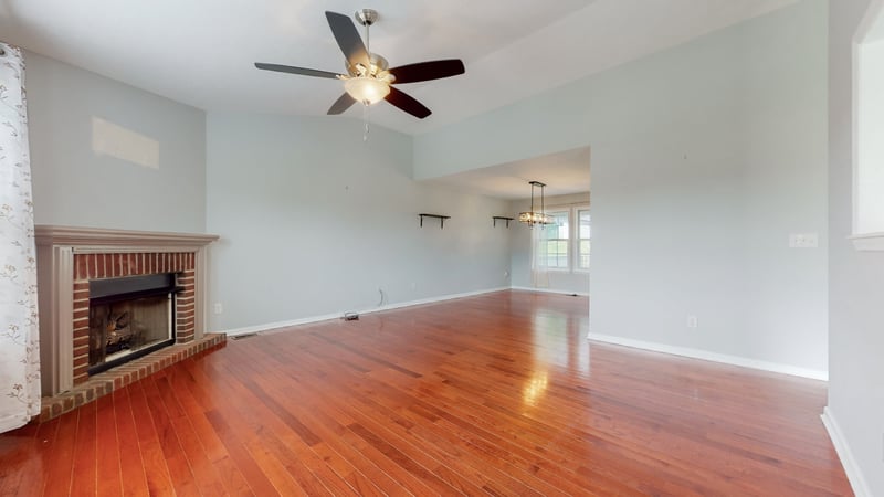 1504 Potter Dr, Columbia, TN 38401