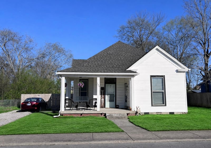209 S Greenwood St, Lebanon, TN 37087