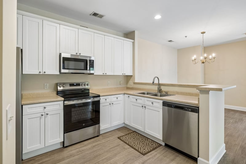 7005 Lenox Village Dr #2, Nashville, TN 37211