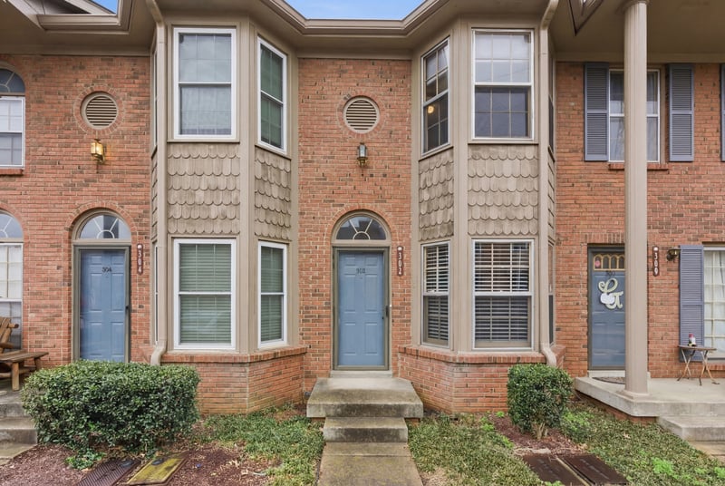 302 Hickory Pl, Nashville, TN 37214