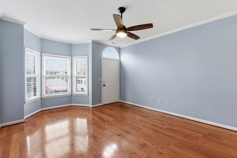 302 Hickory Pl, Nashville, TN 37214