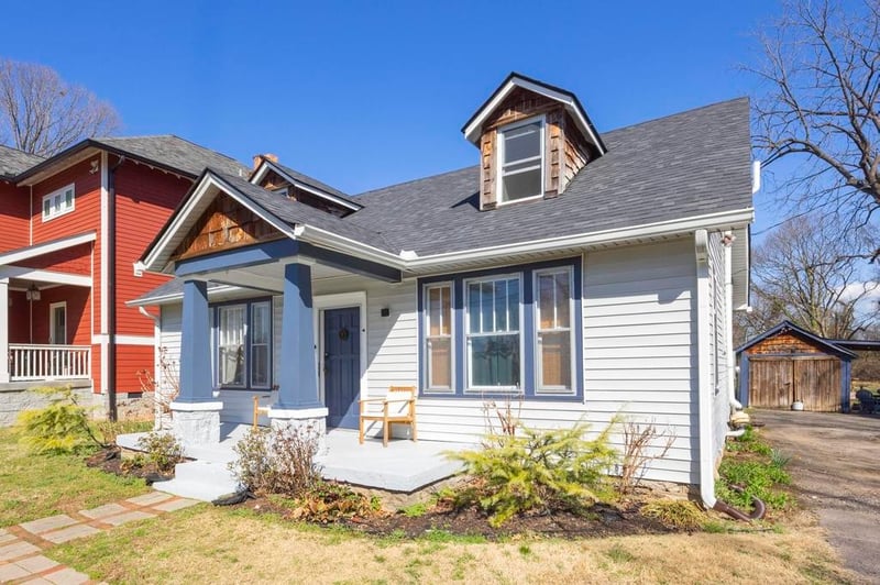 1011 Calvert St, Nashville, TN 37216