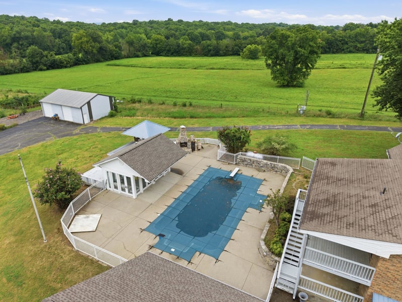 6597 Burkitt Rd, Antioch, TN 37013
